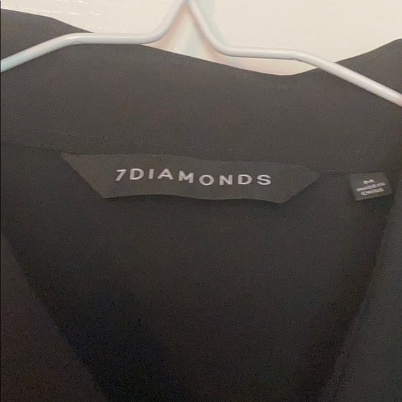 7-diamonds casual button down shirt. Barely worn - Picture 3 of 3